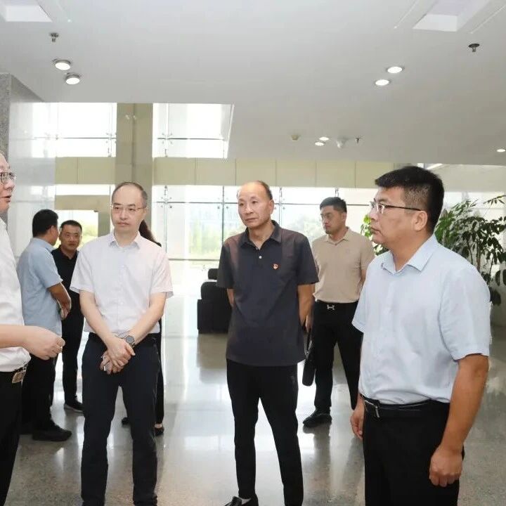 【微靖江】泰州市委老干部局调研靖江法院离退休干部工作