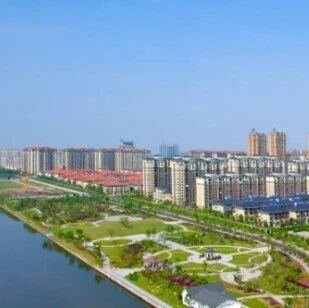 【微靖江】关于靖江体育中心受台风影响暂停对外开放的通知