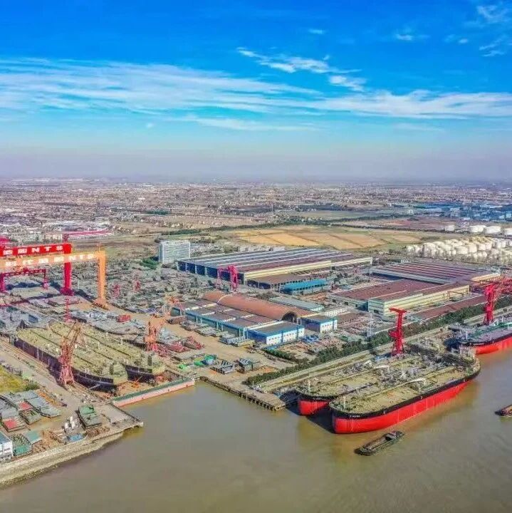 【微靖江】靖江企业再添新成果！突破4500万载重吨！